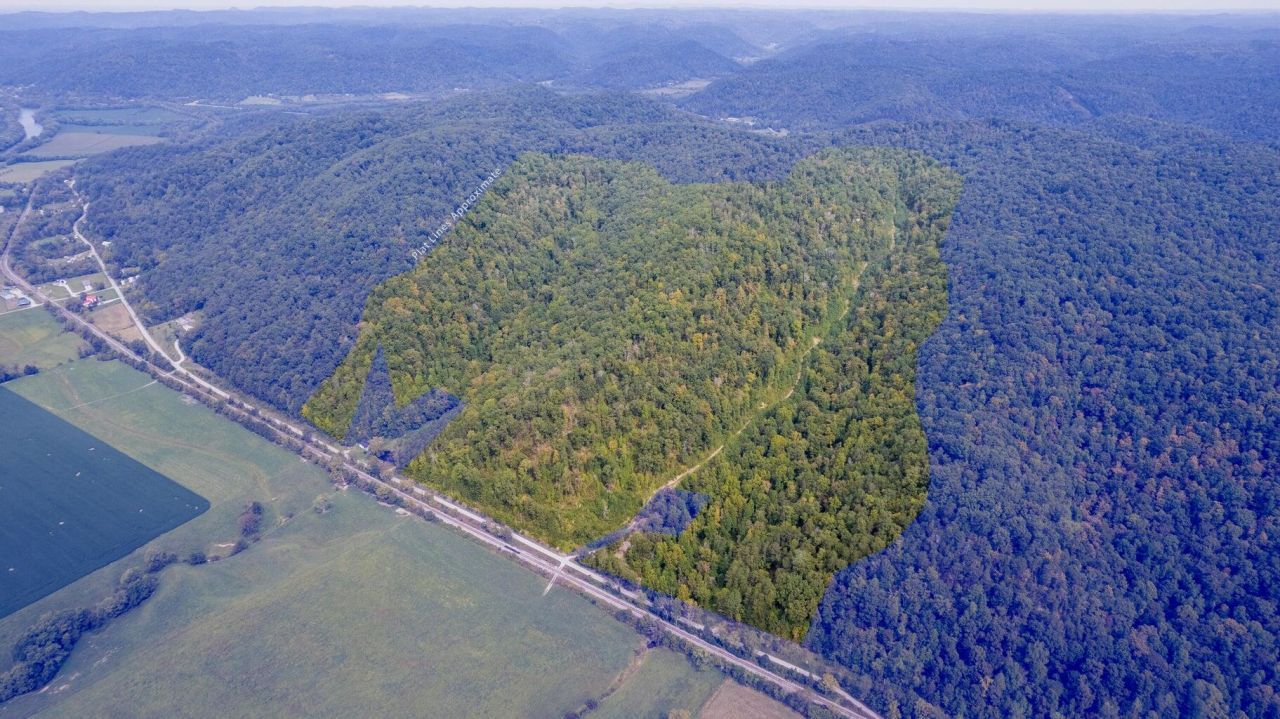 1001 Pryse Road, Irvine, KY 40336