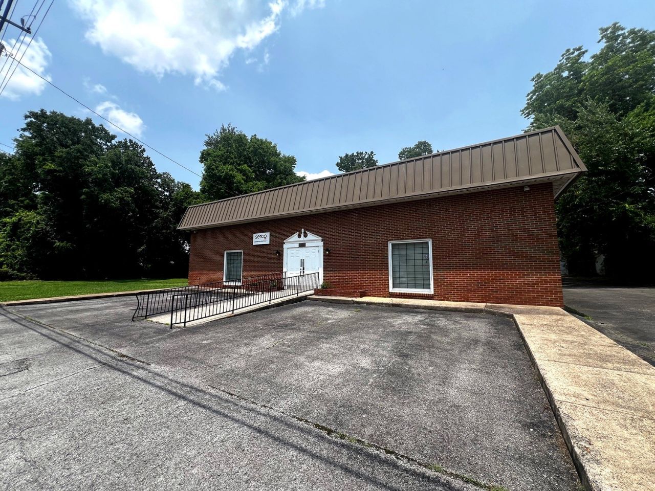 633 E Vine St, Murfreesboro, TN 37130 Main Photo