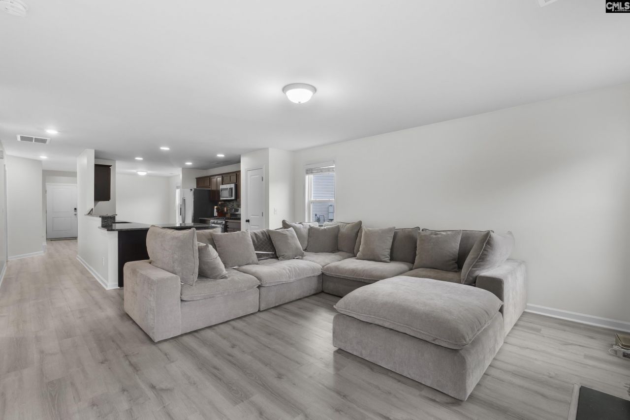 465 Vanburen Court Photo 13