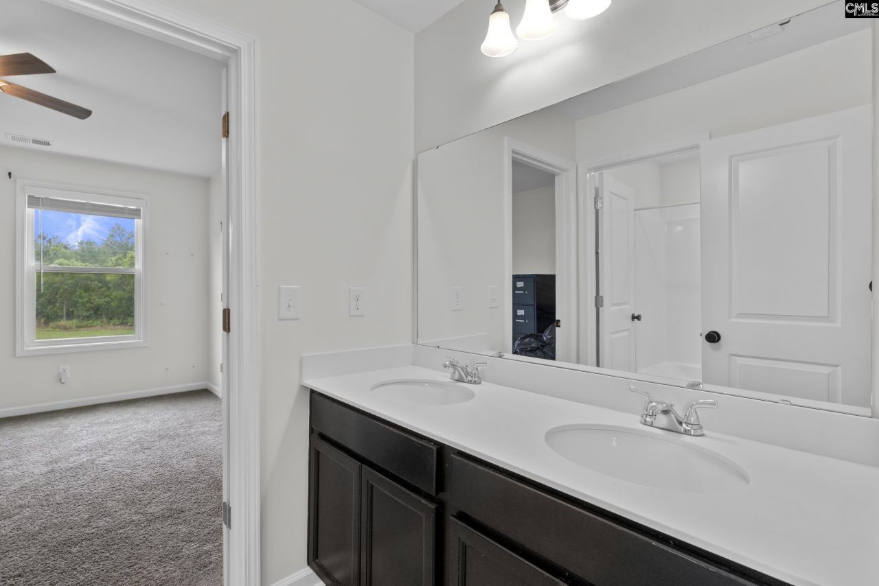 465 Vanburen Court Photo 31