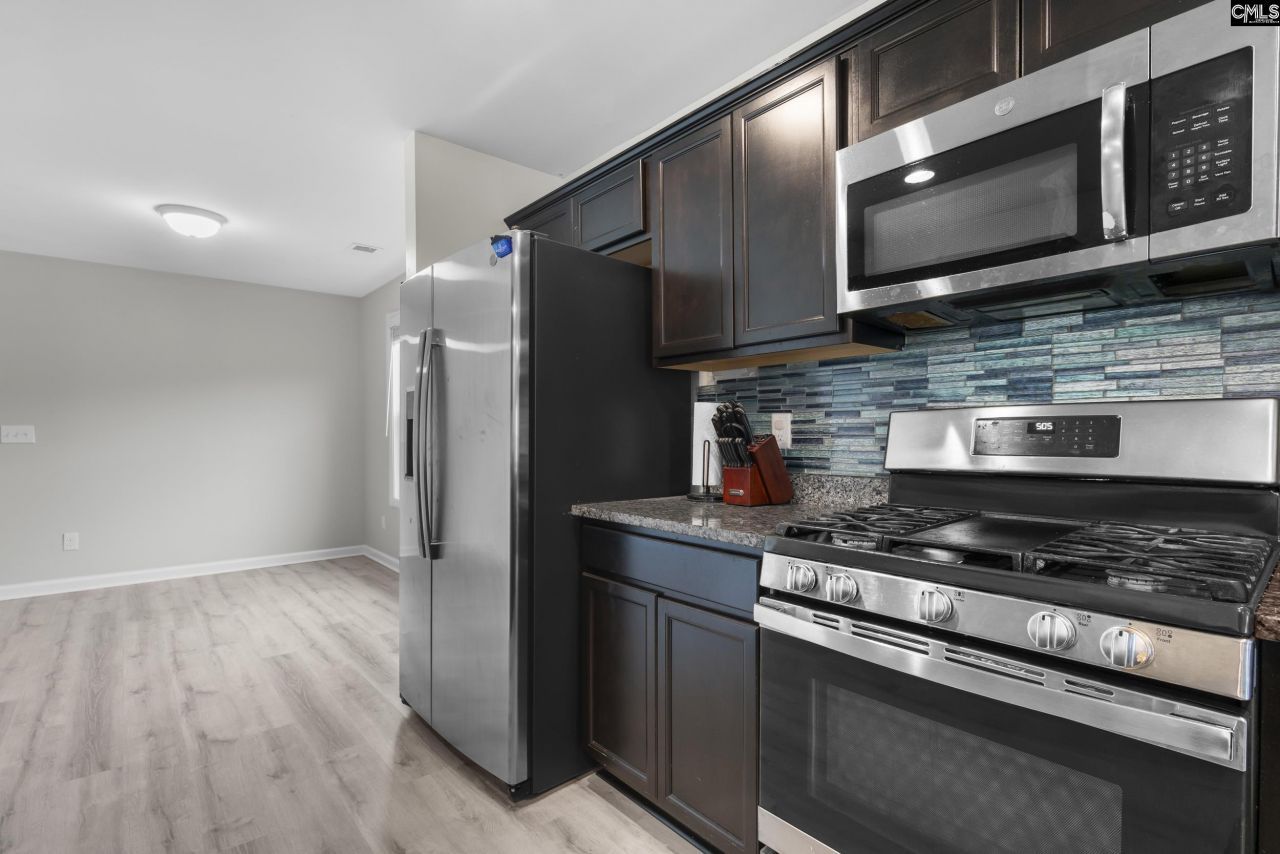 465 Vanburen Court Photo 4