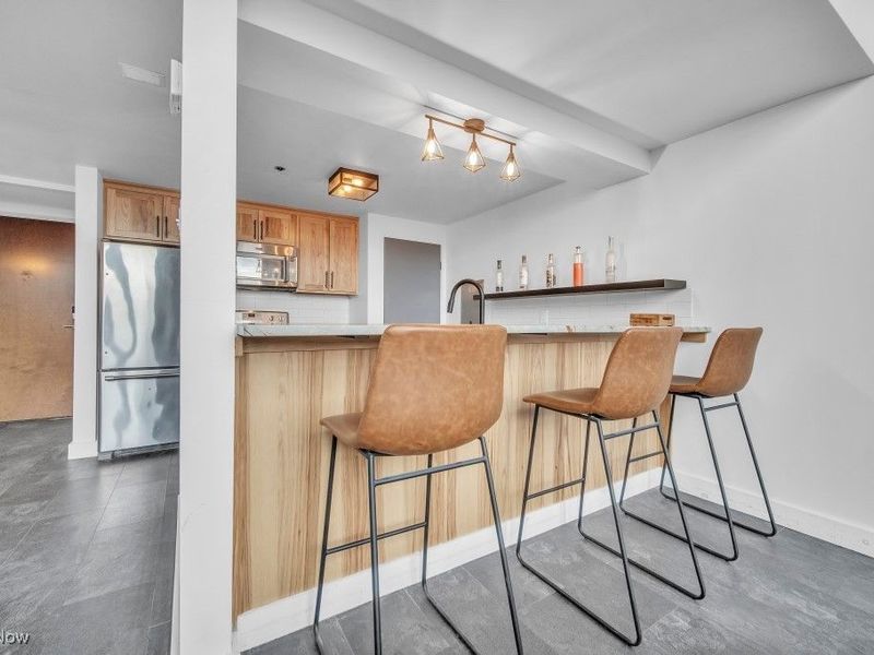 1133 W 9th Street, Unit 313, Cleveland, OH 44113 Photo 5