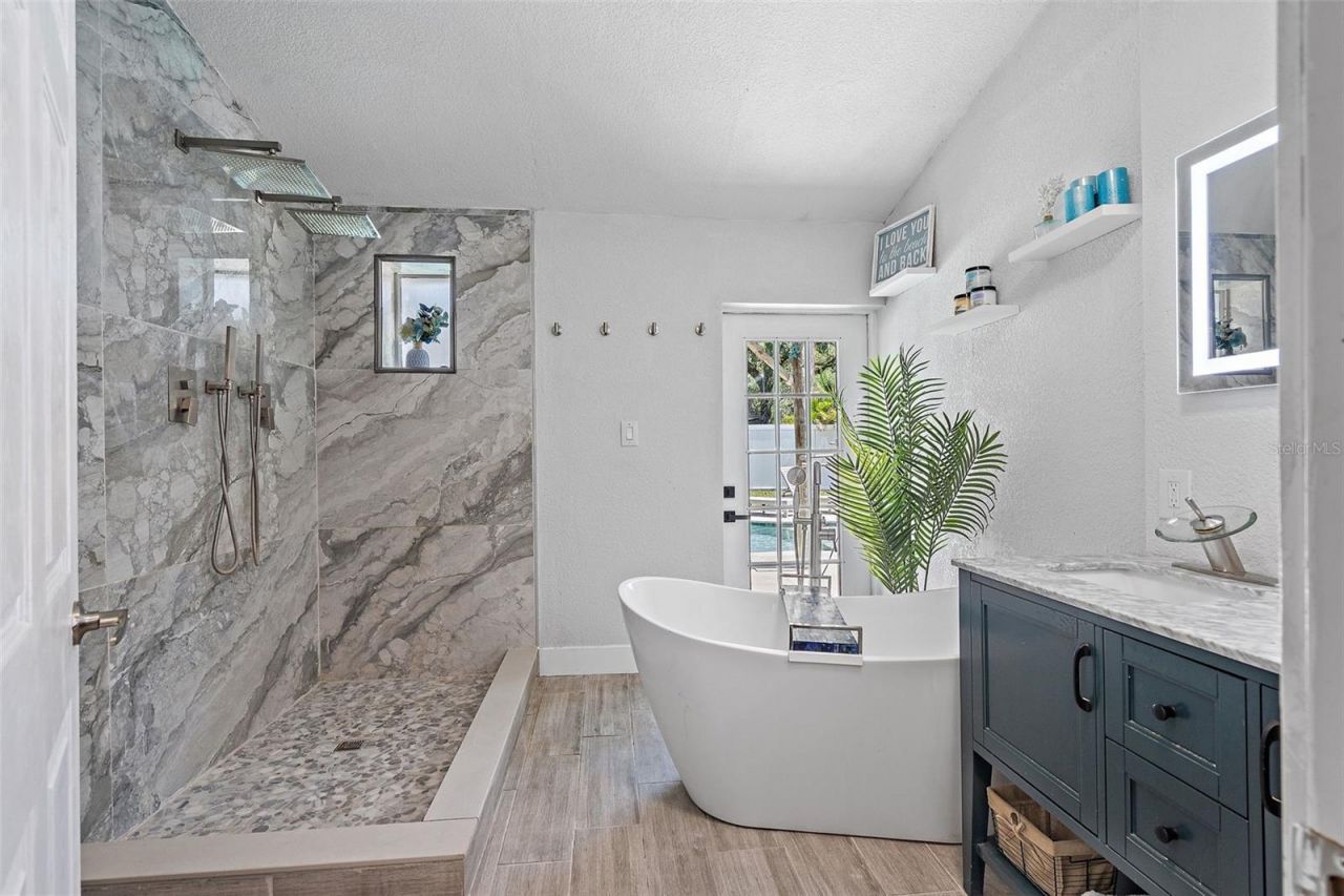 2820 Whitney Road, Clearwater, FL 33760 Photo