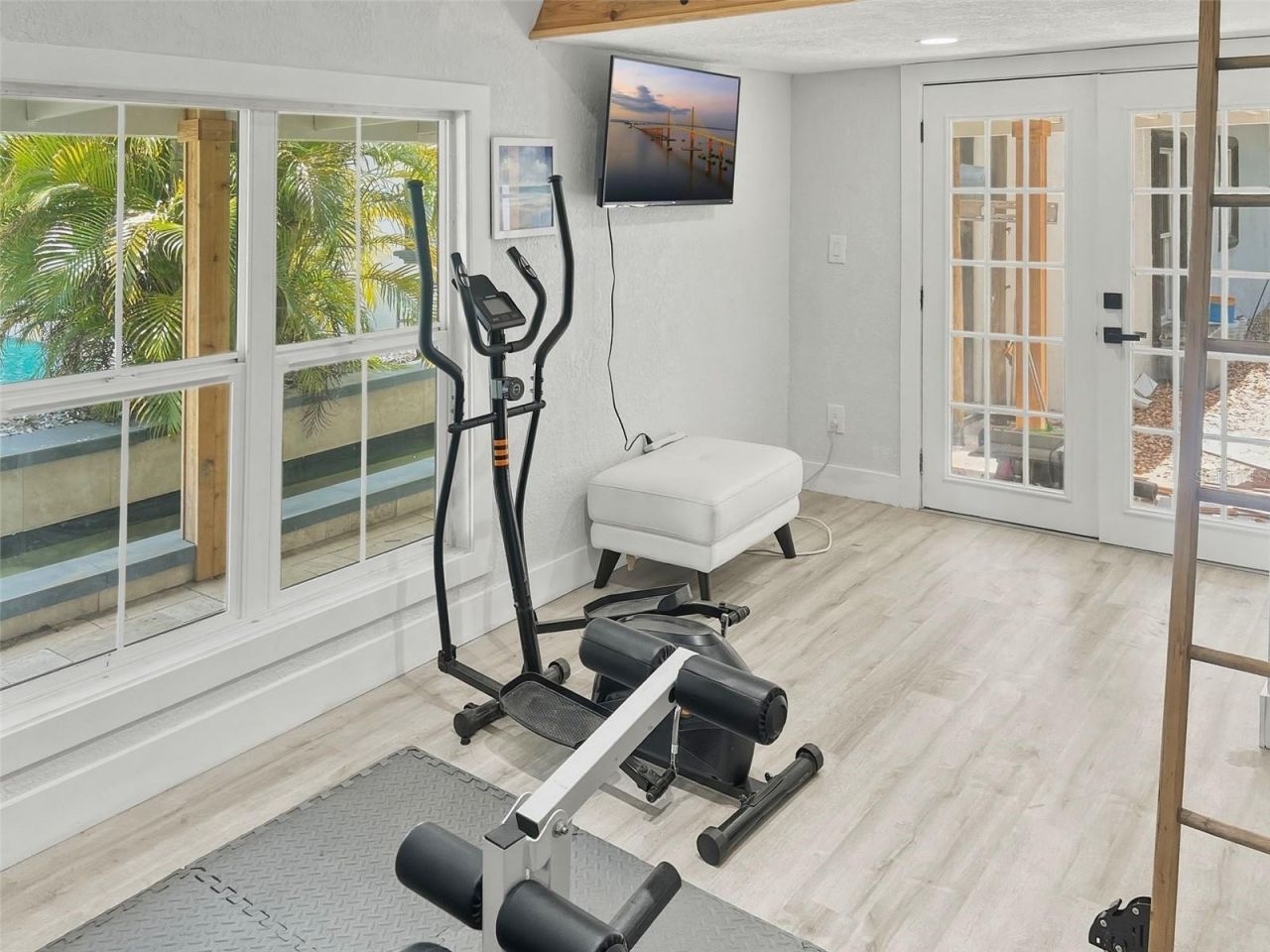 2820 Whitney Road, Clearwater, FL 33760 Photo