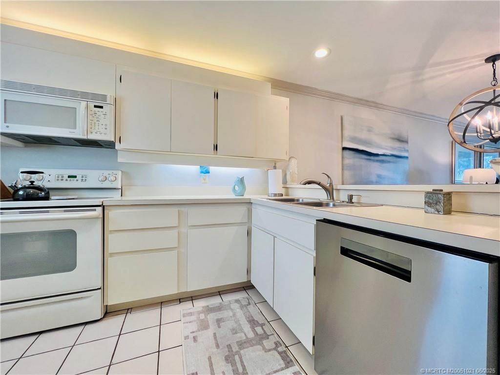 1550 NE Ocean Blvd., Unit C-204, Stuart, FL 34996 Photo