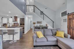 35 Easter Lilly Ct. photo 4