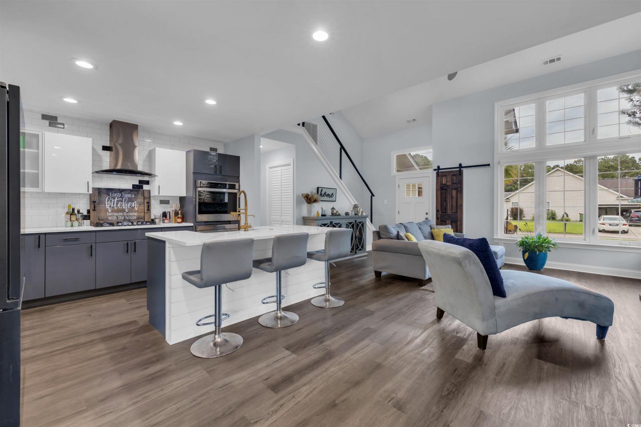 35 Easter Lilly Ct. Photo 6