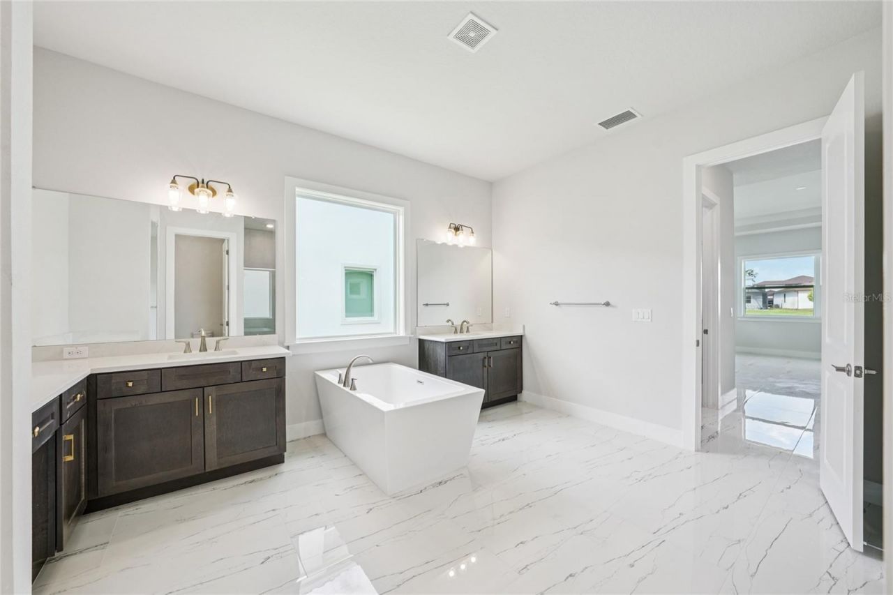 9201 Sanders Tree Loop, Wesley Chapel, FL 33545 Photo