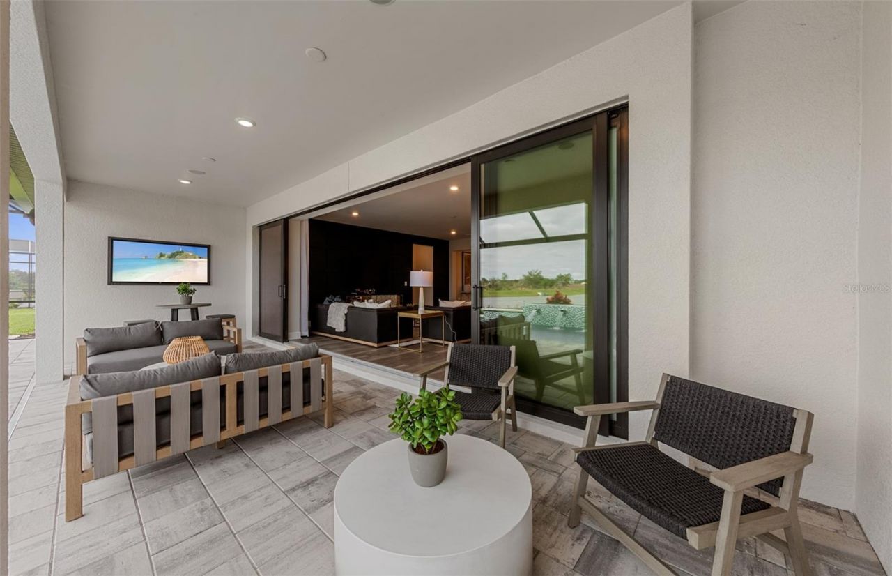 16427 Sapphire Point Drive, Lakewood Ranch, FL 34211 Photo