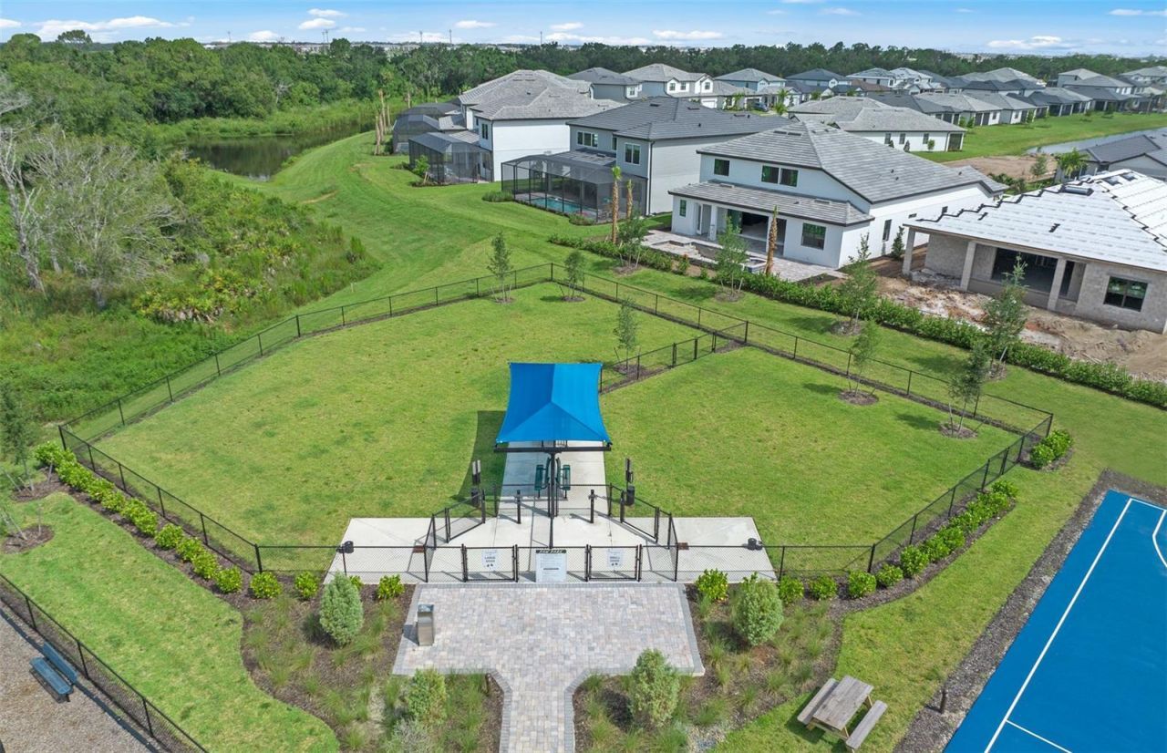 16427 Sapphire Point Drive, Lakewood Ranch, FL 34211 Photo