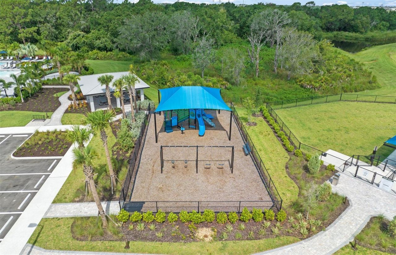 16427 Sapphire Point Drive, Lakewood Ranch, FL 34211 Photo