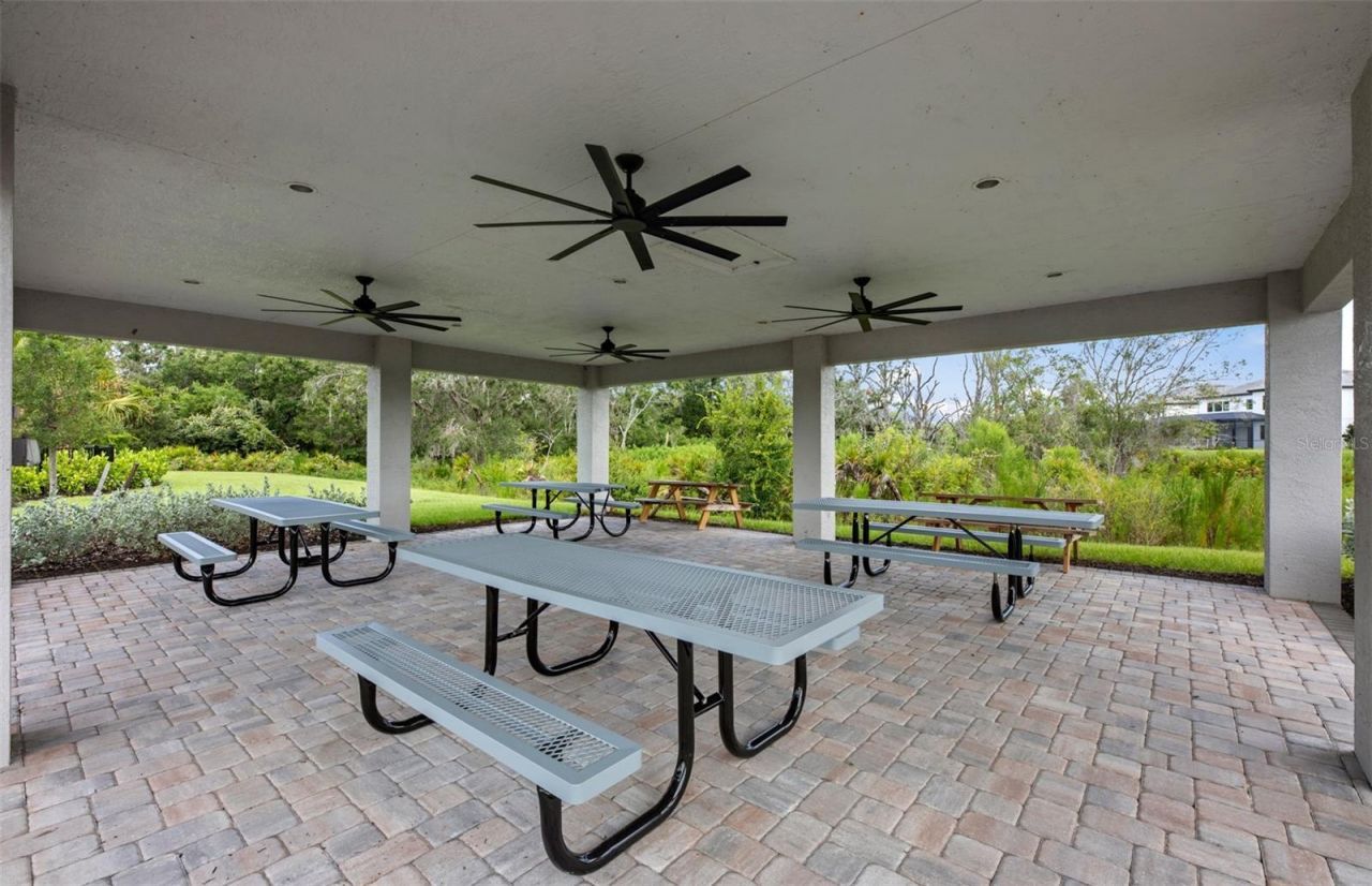 16427 Sapphire Point Drive, Lakewood Ranch, FL 34211 Photo