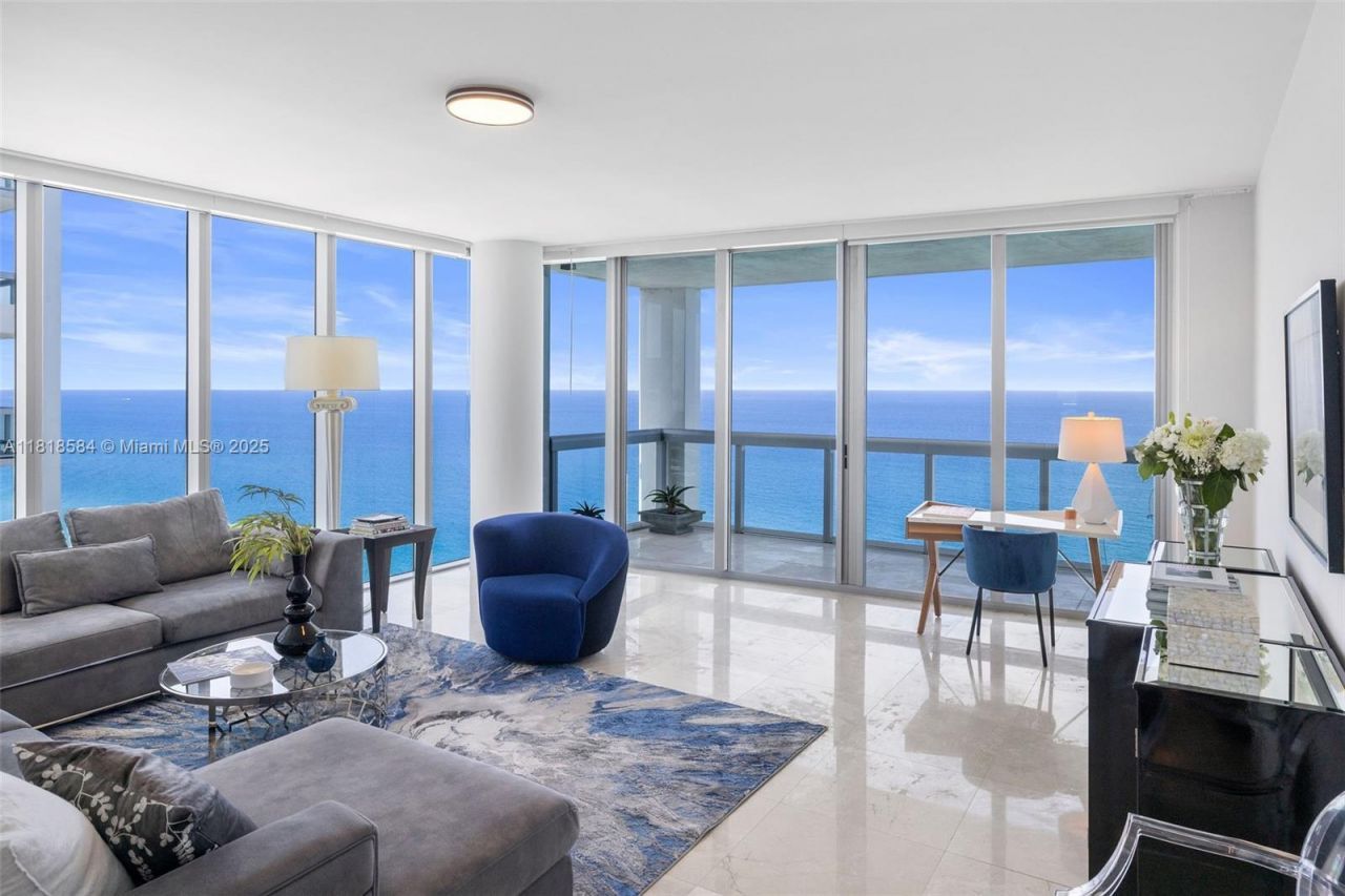 6899 Collins Ave, Unit 2707, Miami Beach, FL 33141 Photo