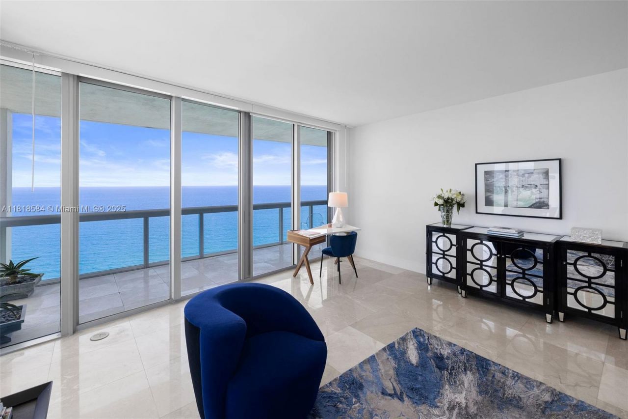 6899 Collins Ave, Unit 2707, Miami Beach, FL 33141 Photo