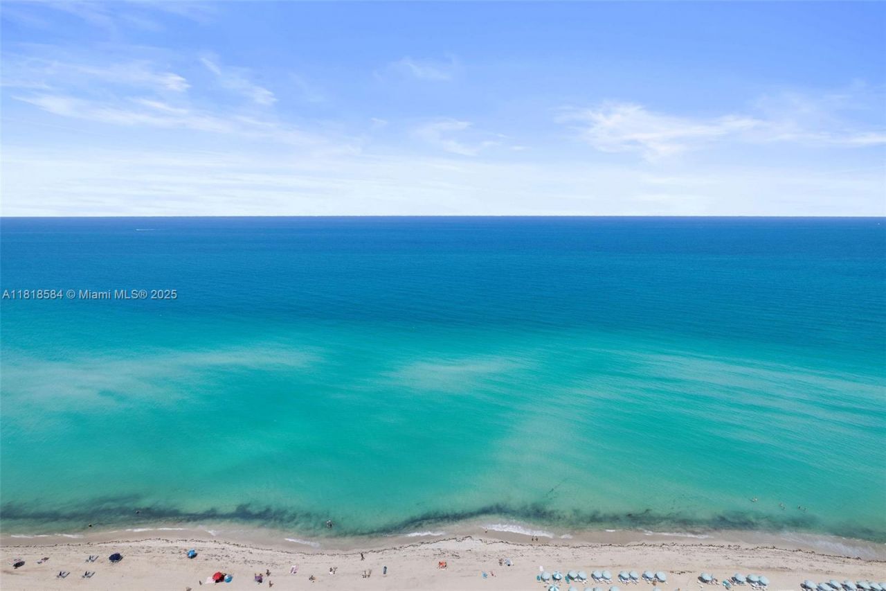 6899 Collins Ave, Unit 2707, Miami Beach, FL 33141 Photo