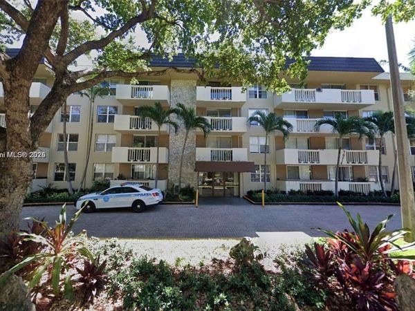 1800 Sans Souci Blvd, Unit 201, North Miami, FL 33181