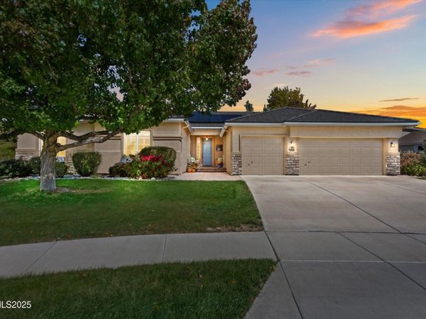 6831 Island Queen Court, Sparks, NV 89436