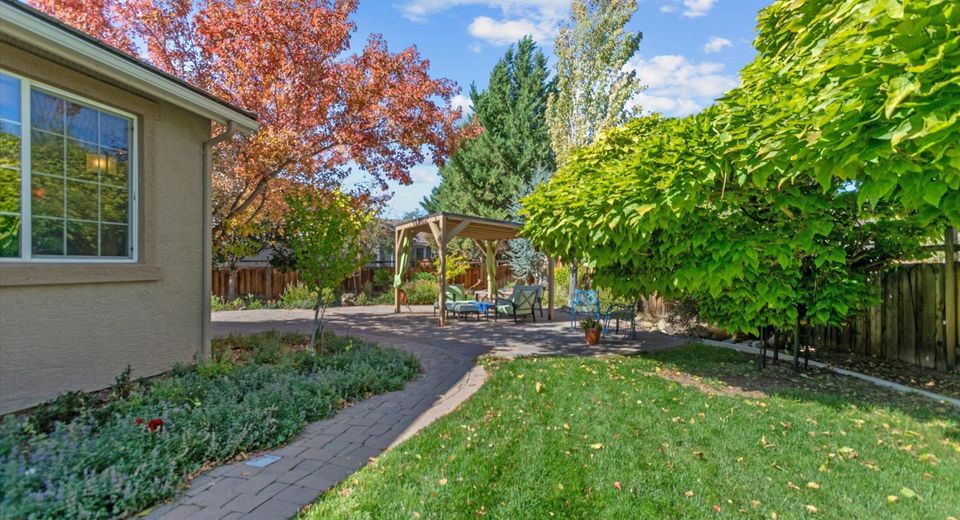 6831 Island Queen Court, Sparks, NV 89436 Photo