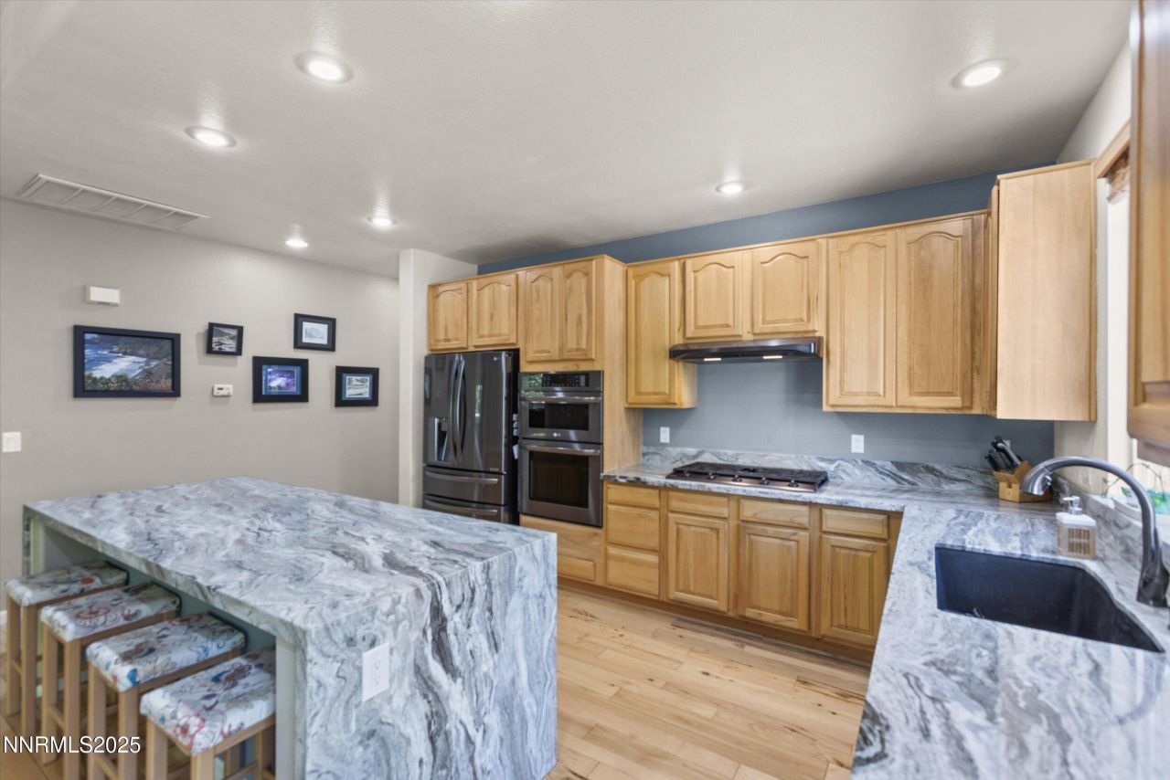 6831 Island Queen Court, Sparks, NV 89436 Photo