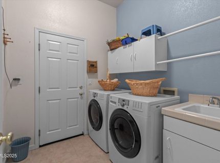 6831 Island Queen Court, Sparks, NV 89436 Photo