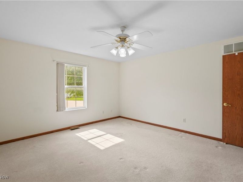 209 Greenbriar Lane, Dalton, OH 44618 Photo 13