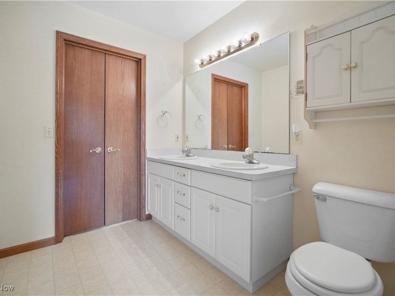 209 Greenbriar Lane, Dalton, OH 44618 Photo 15