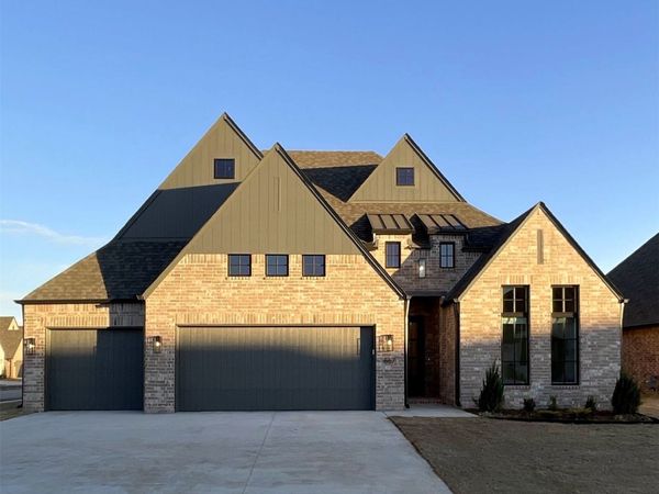 667 E 149th Street S, Glenpool, OK 74033