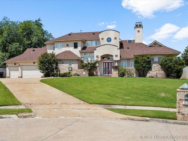 524 S 67th Street, Broken Arrow, OK 74014