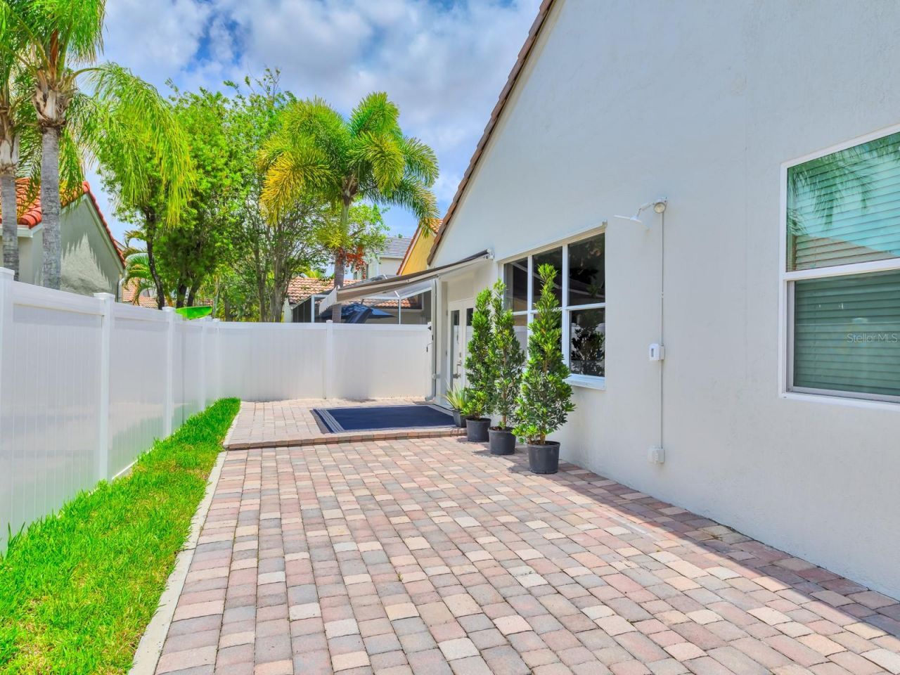 624 NE Stanton Drive, Weston, FL 33326 Photo