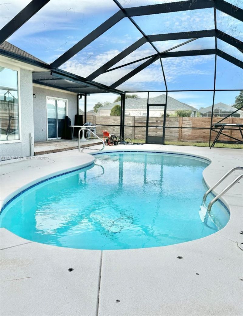 120 Hombre Circle, Panama City Beach, FL 32407 Photo