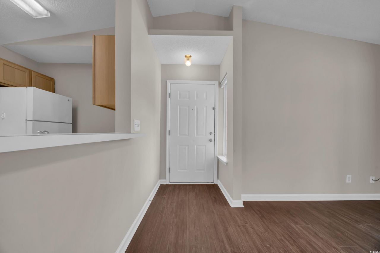 8658 Southbridge Dr. Photo 5