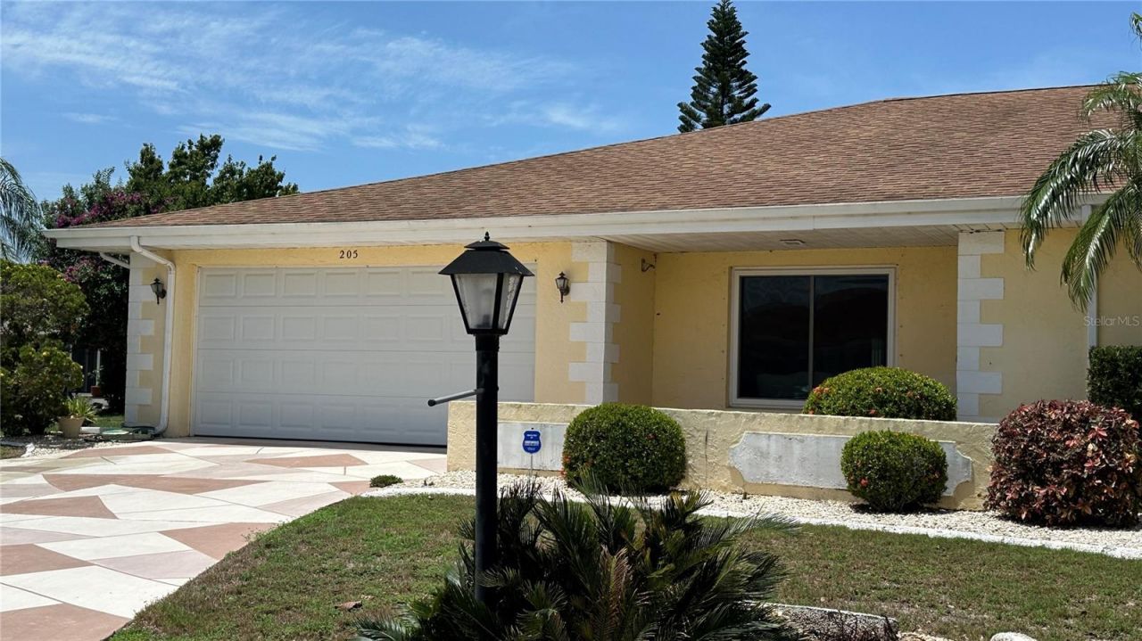 205 Strong Bow Court, Sun City Center, FL 33573 Main Photo
