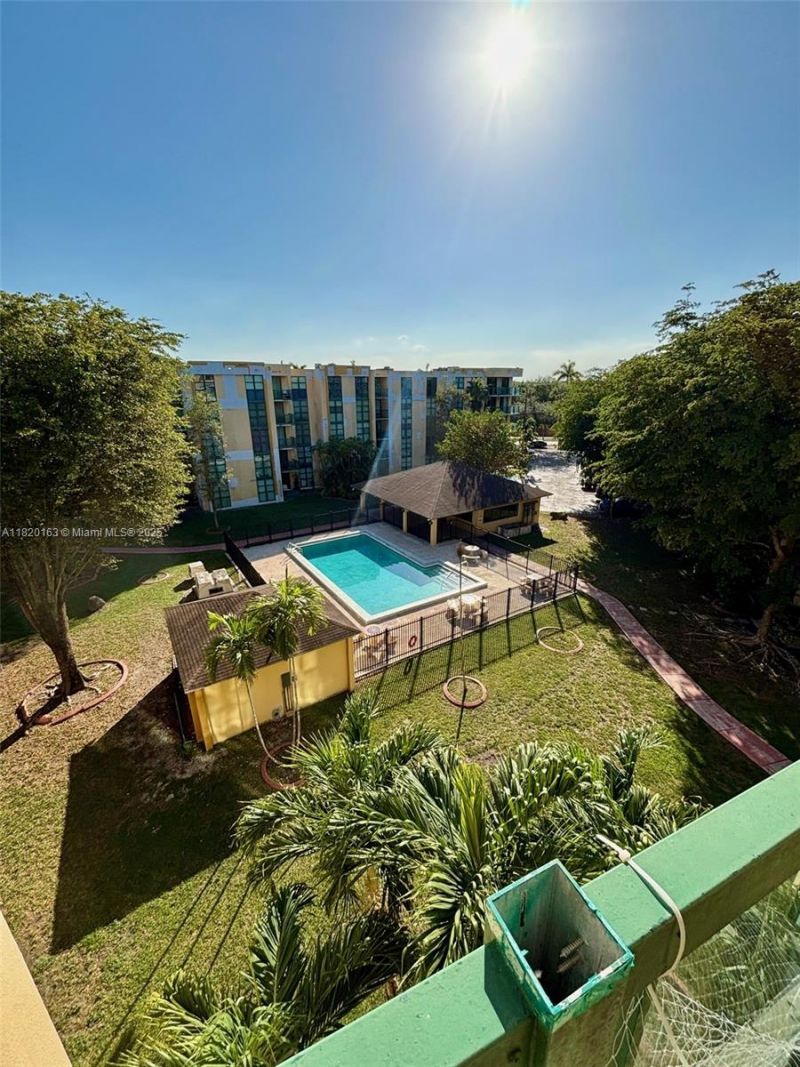 11750 SW 18th St, Unit 514-1, Miami, FL 33175 Photo