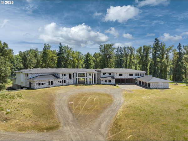 32088 SW PEACH COVE RD, West Linn, OR 97068