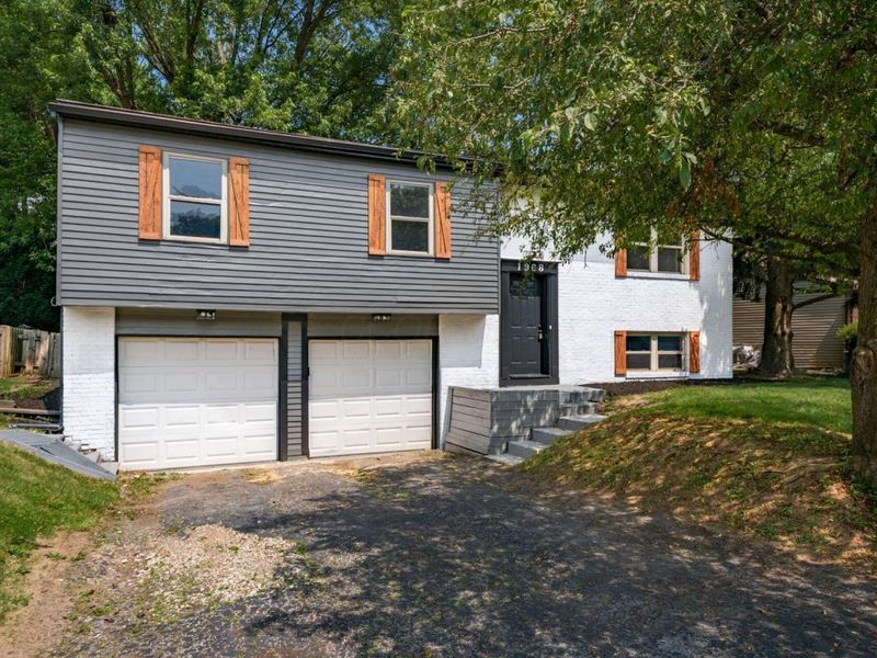 1908 Lost Valley Road, Powell, OH 43065 Photo 3