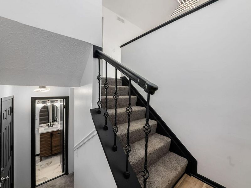 1908 Lost Valley Road, Powell, OH 43065 Photo 5