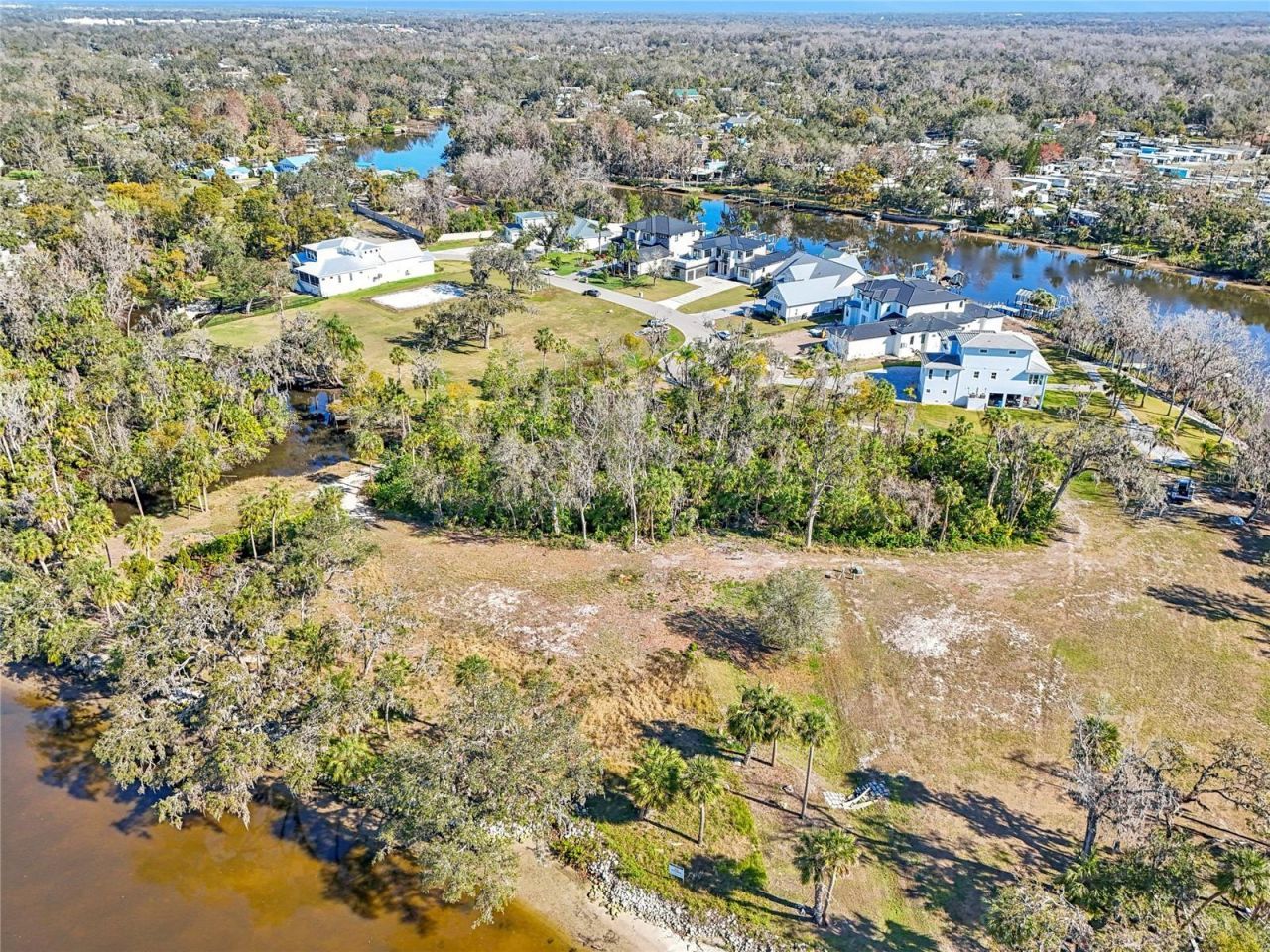 8331 Alafia Pointe Drive, Riverview, FL 33578 Photo