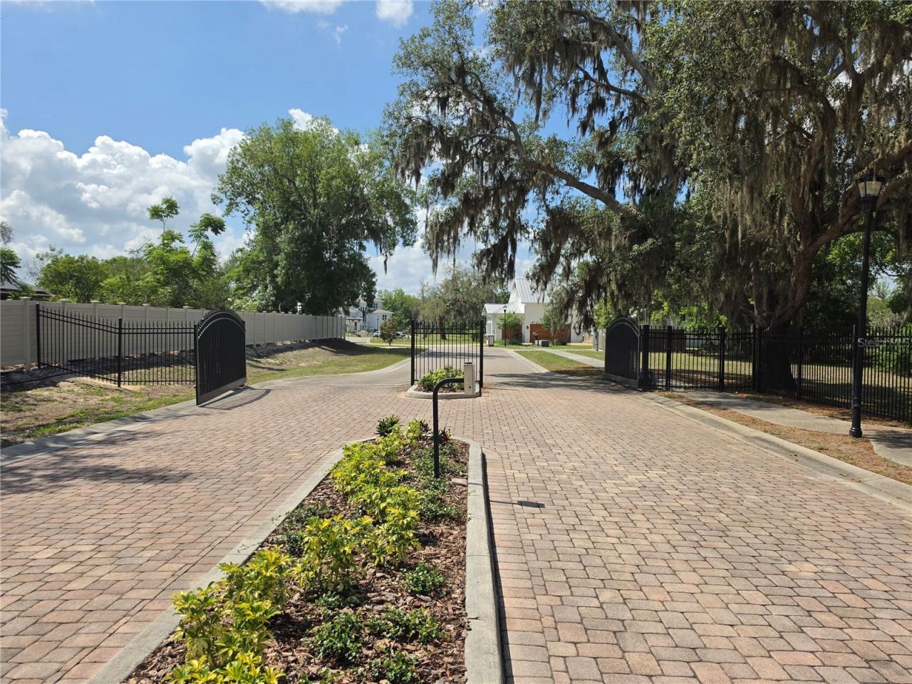 8331 Alafia Pointe Drive, Riverview, FL 33578 Photo