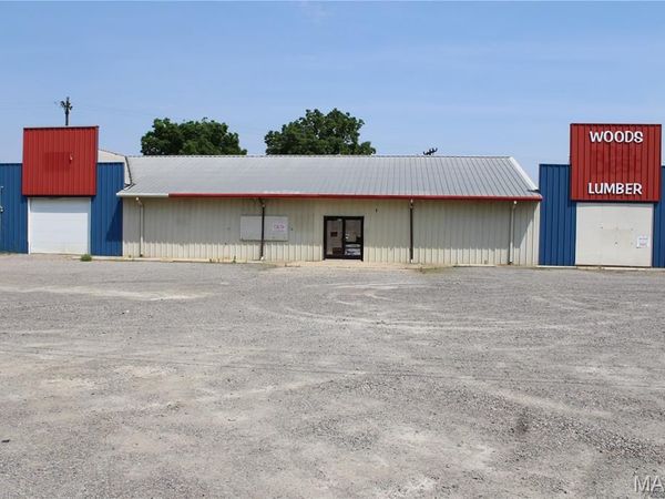 700 S Walnut Street, Steele, MO 63877