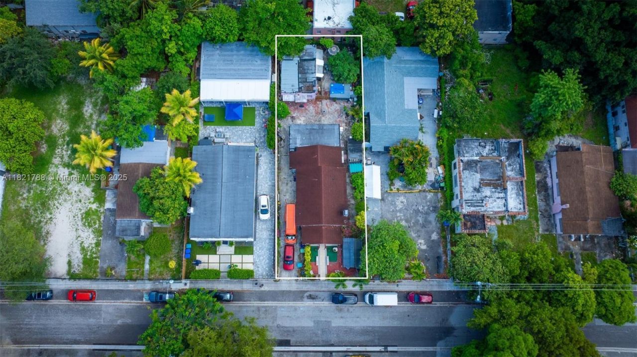 145 NW 31st St, Miami, FL 33127 Photo