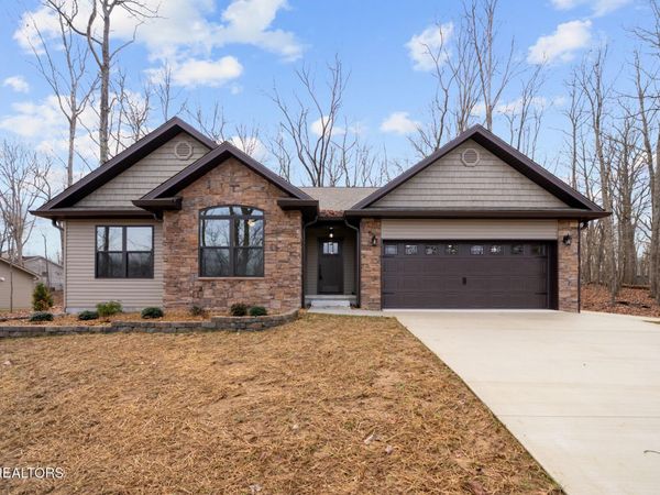 233 Albemarle Circle, Fairfield Glade, TN 38558