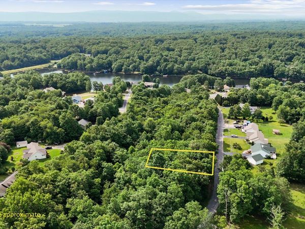 1448 War Eagle Drive, Crossville, TN 38572