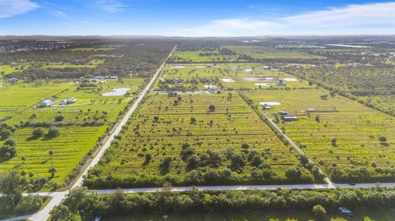 21st St SW & 58th Ave, Vero Beach, FL 32968 Photo