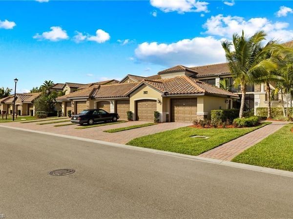 28022 Bridgetown CT, Unit 4815, BONITA SPRINGS, FL 34135