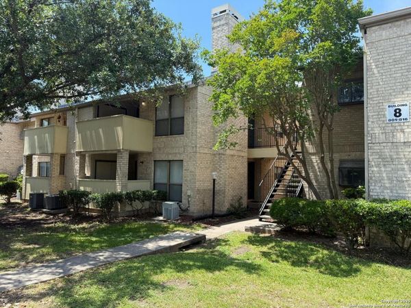 11843 Braesview, Unit 806, San Antonio, TX 78213