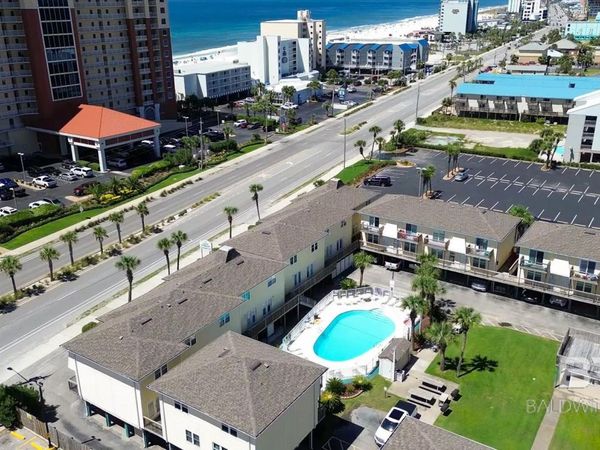 372 E Beach Boulevard, Unit 2, Gulf Shores, AL 36542