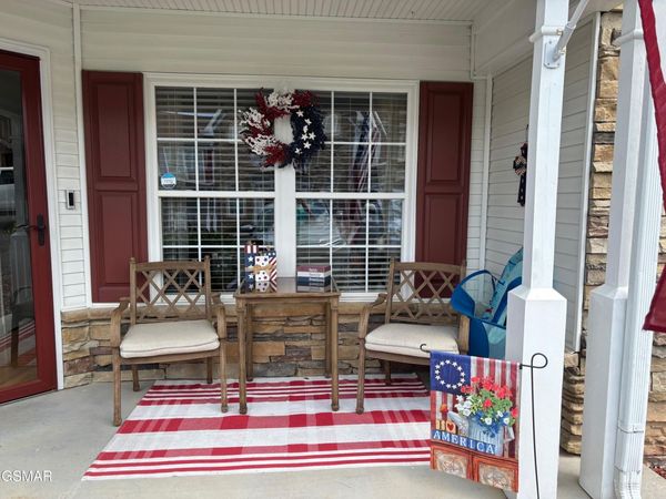 523 Orchard Valley Way, Sevierville, TN 37862