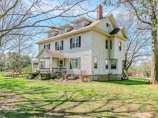 14068 Caves Road, Novelty, OH 44072