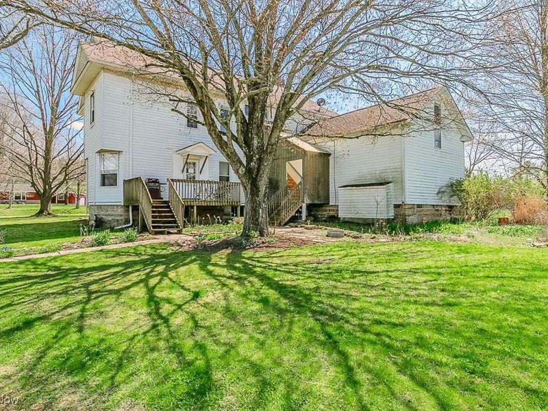 14068 Caves Road, Novelty, OH 44072 Photo 2