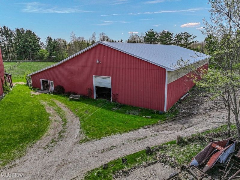 14068 Caves Road, Novelty, OH 44072 Photo 3